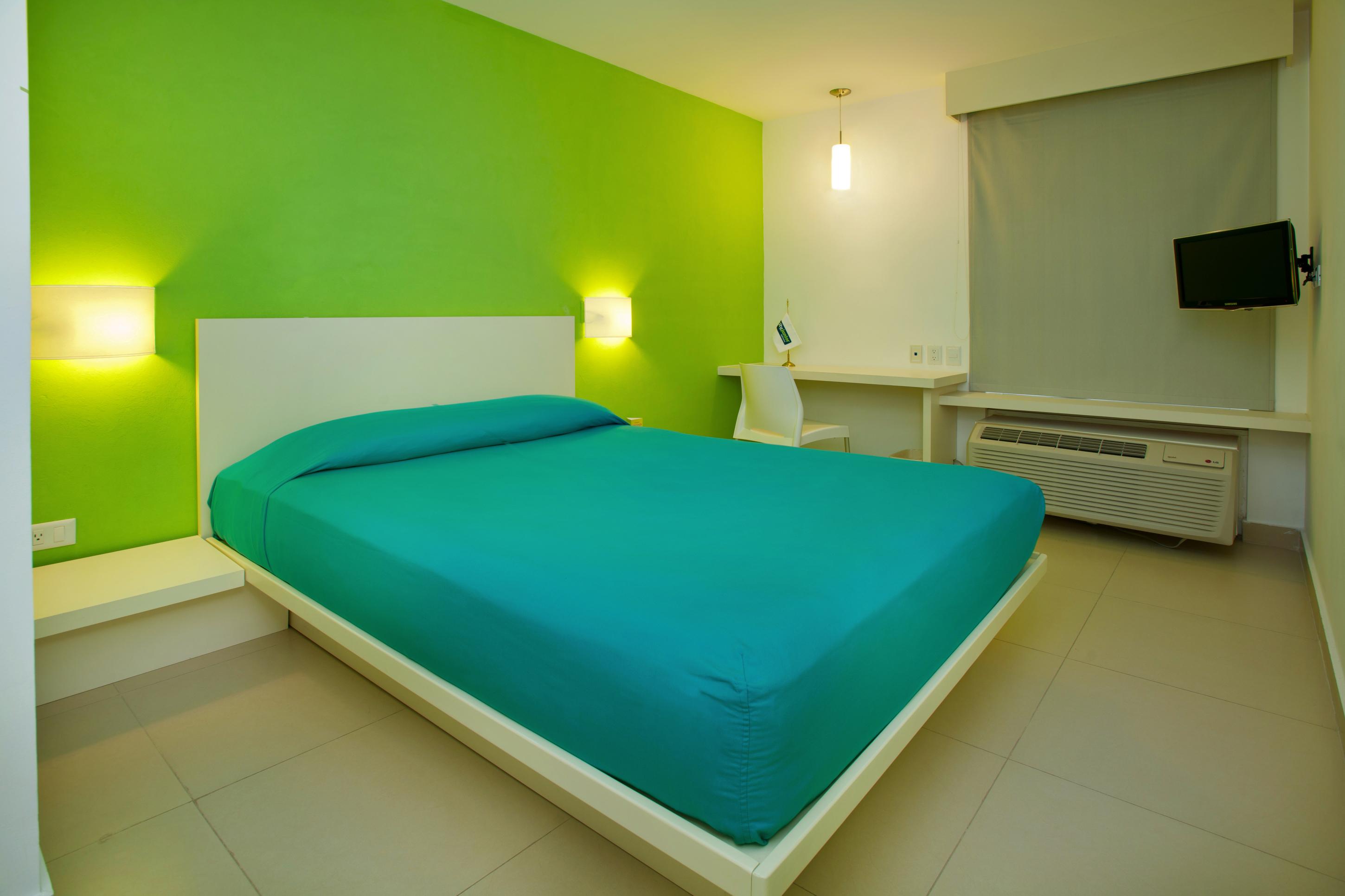 Express Junior Aeropuerto 3*
